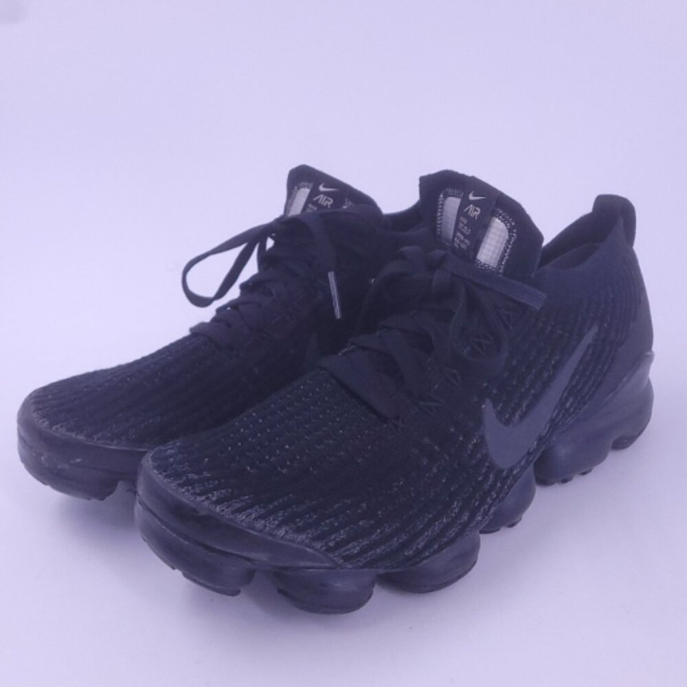 Woman’s Nike Vapor Max Sneakers AJ6910-002 Black Size 9